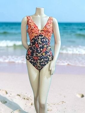 Palisades Beach Club Floral Colorblock V-Neck One-Piece Swimsuit - Coral & Teal